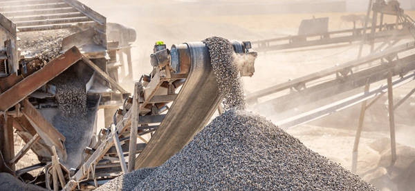 crushing-stones-quarry-processing-minerals-600nw-2550718247.webp